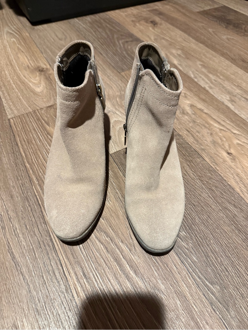 Blondo Waterproof Women’s Suede Ankle Booties in Beige